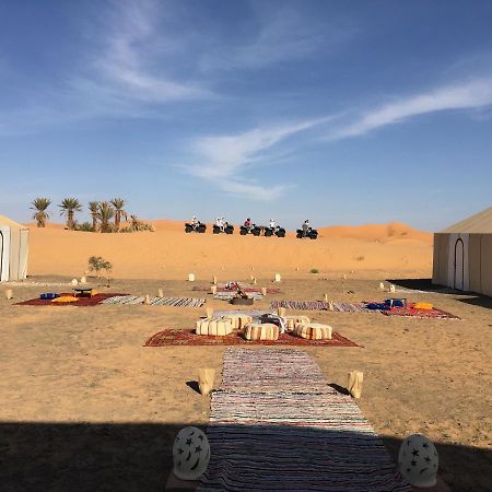 Sahara Camp Hotell Adrouine Exteriör bild